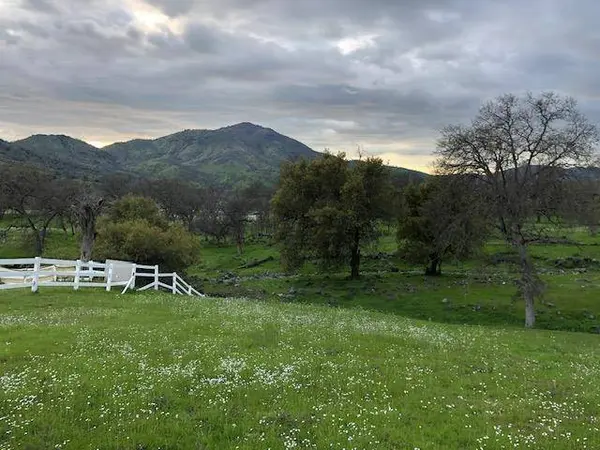 0 Lupine DR, Sanger, CA 93657