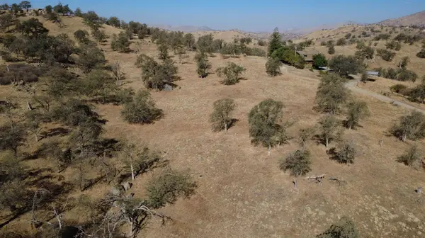 0 Wolverine Ln, Yokuts Valley, CA 93675