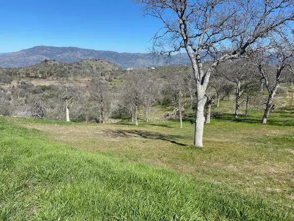 0 Cardinal, Yokuts Valley, CA 93675