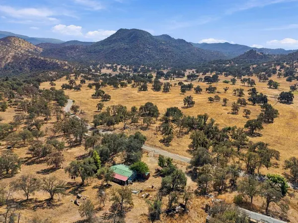 38152 Ruth Hill RD, Yokuts Valley, CA 93675