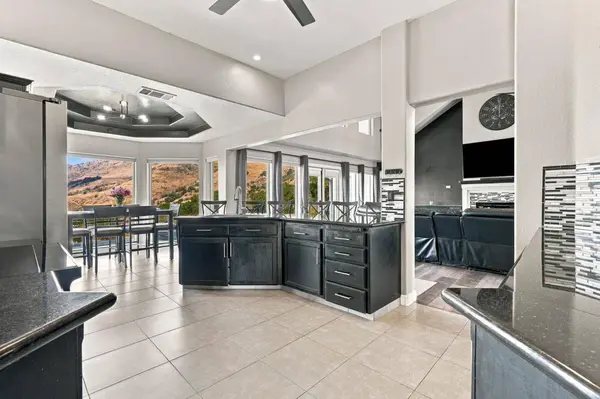 1830 Elwood RD, Yokuts Valley, CA 93675