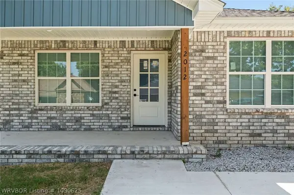 2012 N Short 15th ST, Fort Smith, AR 72904