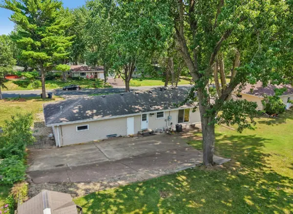15204 Lead ST, Burnsville, MN 55306