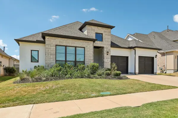 1312 Redbrick LN, Northlake, TX 76247