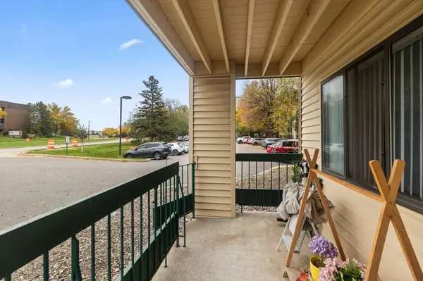 7602 York AVE S #7111, Edina, MN 55435