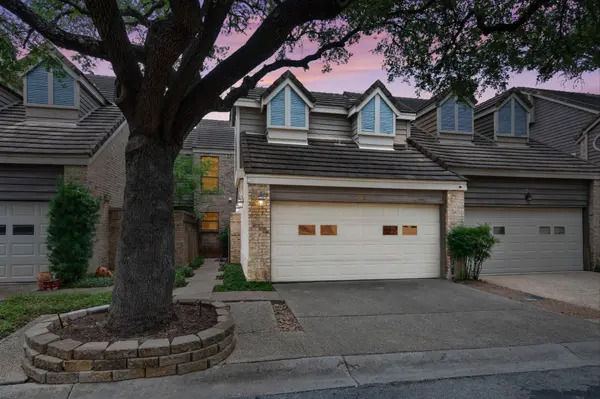 Twilight Front - 4509 Smokey Wood Ln