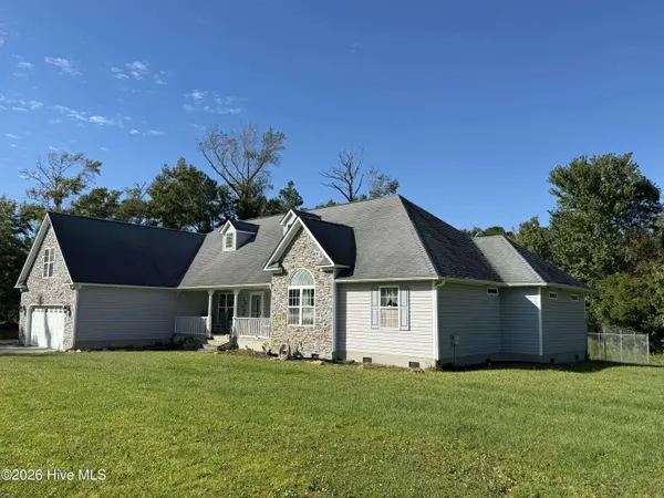 134 Bur Oaks BLVD, Newport, NC 28570