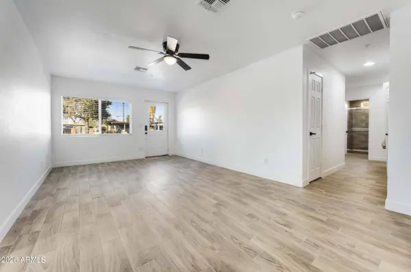 1757 W SUNLAND Avenue, Phoenix, AZ 85041