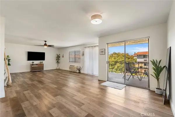 2389 Via Mariposa W #2A, Laguna Woods, CA 92637