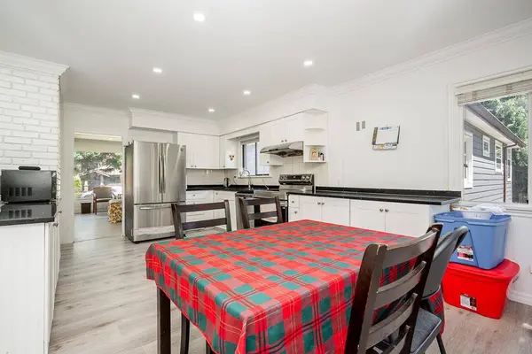 730 Colborne ST, New Westminster, BC V3L 2E2