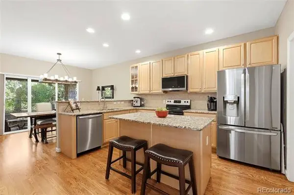 7147 S Versailles ST, Aurora, CO 80016