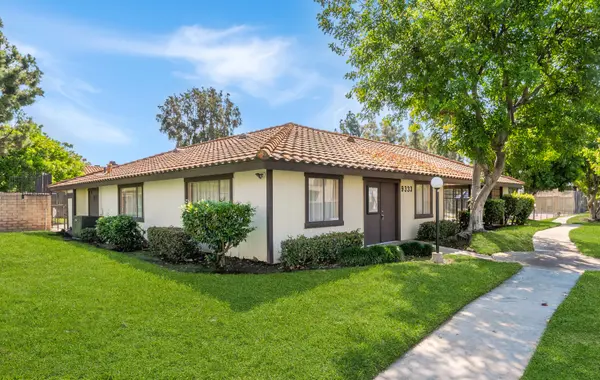 9311 Shadowood Dr #E, Montclair, CA 91763