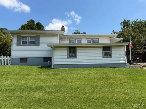 3330 Elm ST