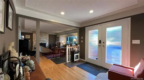 986 Seapearl Pl, Saanich, BC V8Y 2X3