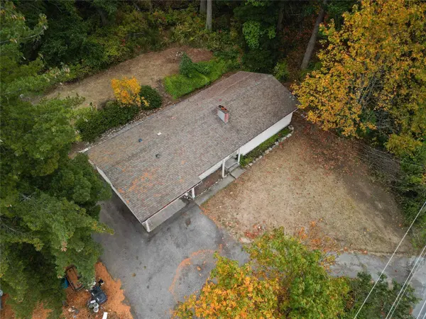 4439 Blenkinsop Rd, Saanich, BC V8X 2C3