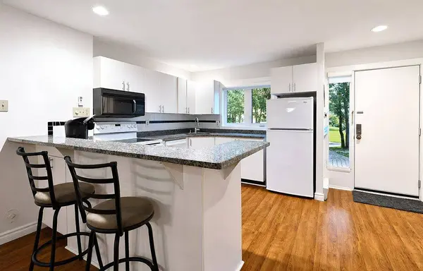 576 Oxbow CRES, Collingwood, ON L9Y 5B4