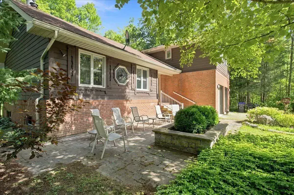20 Pineshore CRES, Tiny, ON L0L 2T0
