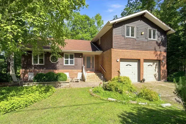 20 Pineshore CRES, Tiny, ON L0L 2T0