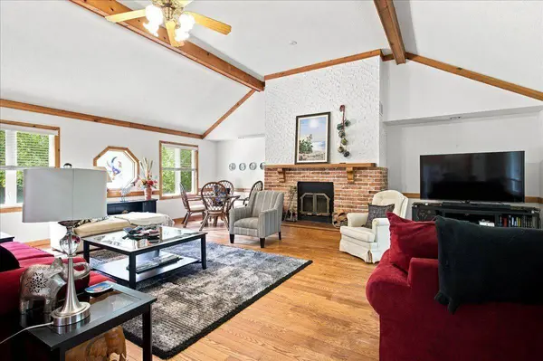 20 Pineshore CRES, Tiny, ON L0L 2T0