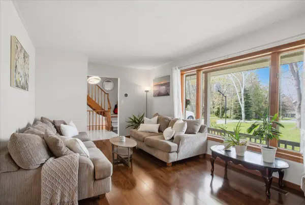 269 Cedarmere RD, Orillia, ON L3V 7H1