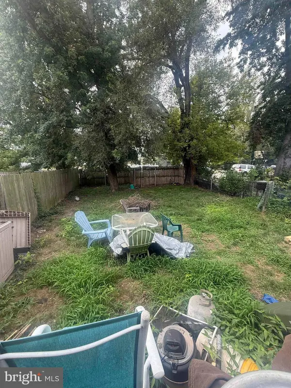 424 SAINT MARY ST, Burlington, NJ 08016