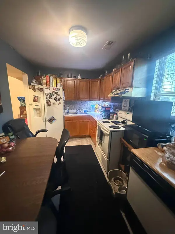 424 SAINT MARY ST, Burlington, NJ 08016