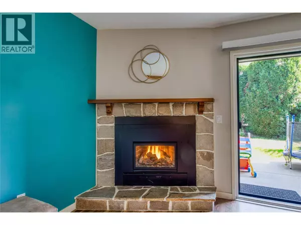 1050 Springfield RD #151, Kelowna, BC V1Y8J7