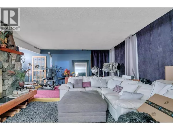 4055 McClain Road, Kelowna, BC V1W3Z5