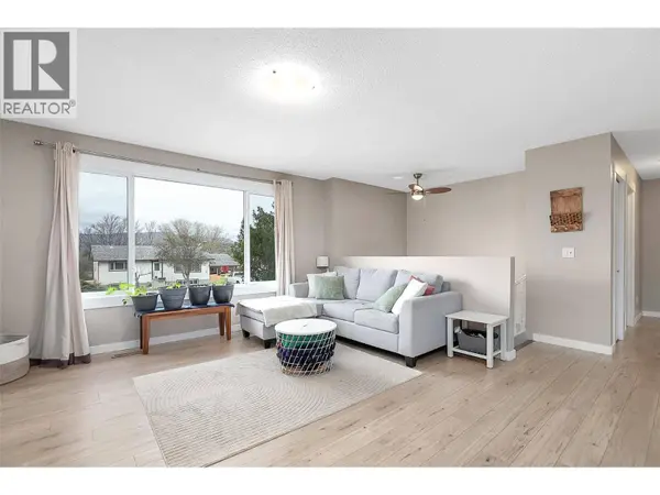 805 Camelia Road, Kelowna, BC V1X3M9