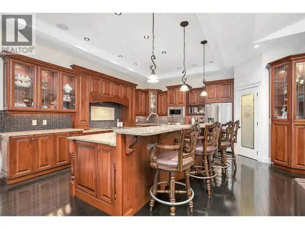 1981 Capistrano Drive, Kelowna, BC V1V2N1