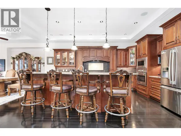 1981 Capistrano Drive, Kelowna, BC V1V2N1