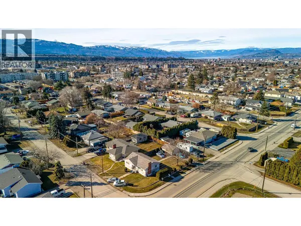 525 McDonald Road, Kelowna, BC V1X3H3