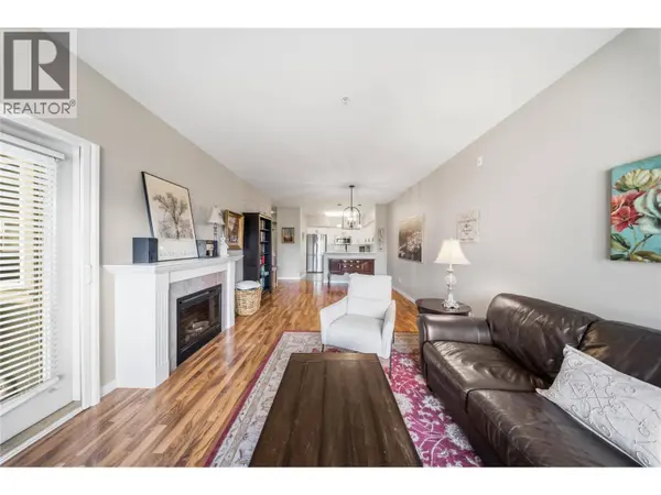 688 Lequime RD #301, Kelowna, BC V1W1A4