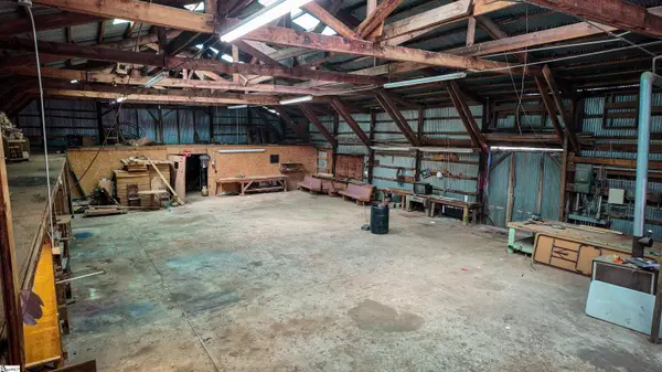365 Conway Avenue, Laurens, SC 29360