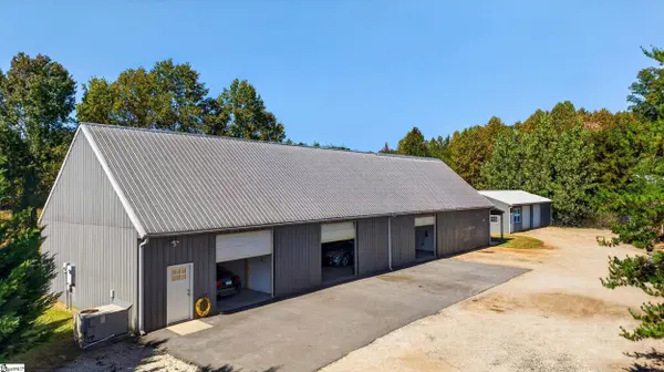 919 N 25 Highway, Travelers Rest, SC 29690