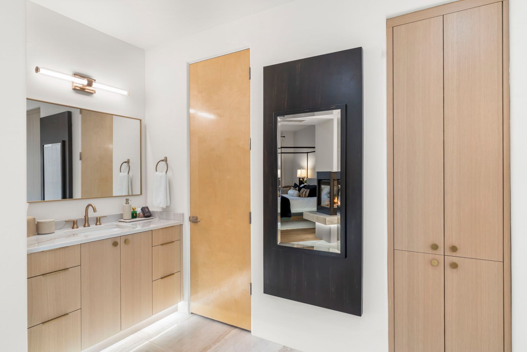 Modern new construction home representing North Scottsdale new builds