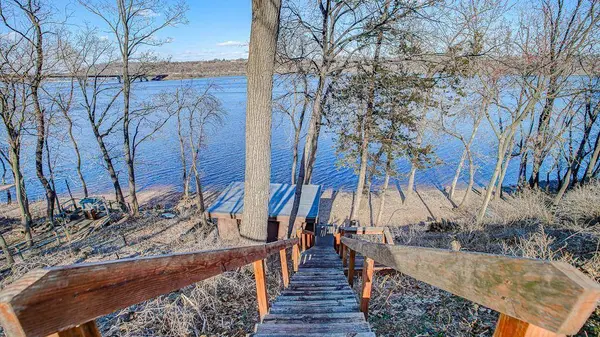 569 Quixote AVE N, Lakeland, MN 55043