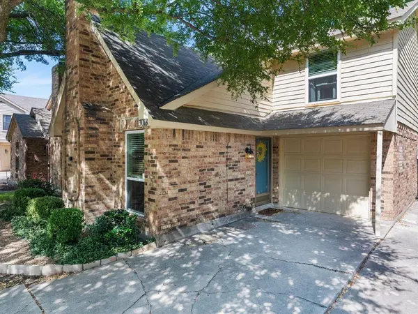 3018 Harbinger Lane, Dallas, TX 75287