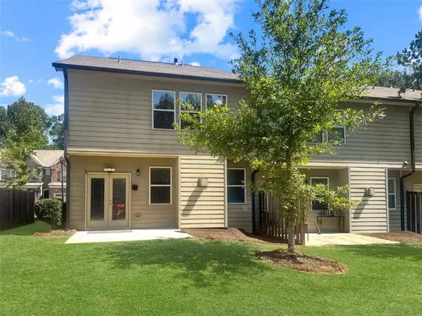 30 Holdings DR, Lawrenceville, GA 30044