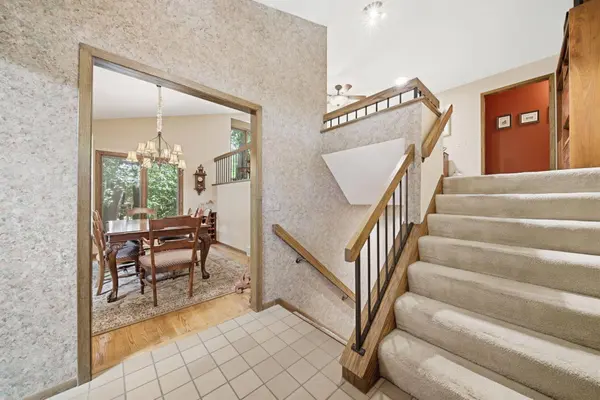 3610 Evergreen LN N, Plymouth, MN 55441