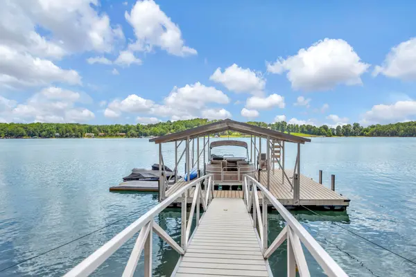 Which Lake Keowee Community Is Right for You? A Local Home Buyer’s Guide,Amy Twitty