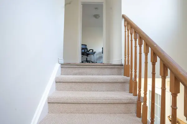 1892 Secretariat PL, Oshawa, ON L1L 1C7