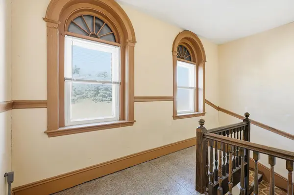 32 Ashley St #3, East Boston, MA 02128-2621