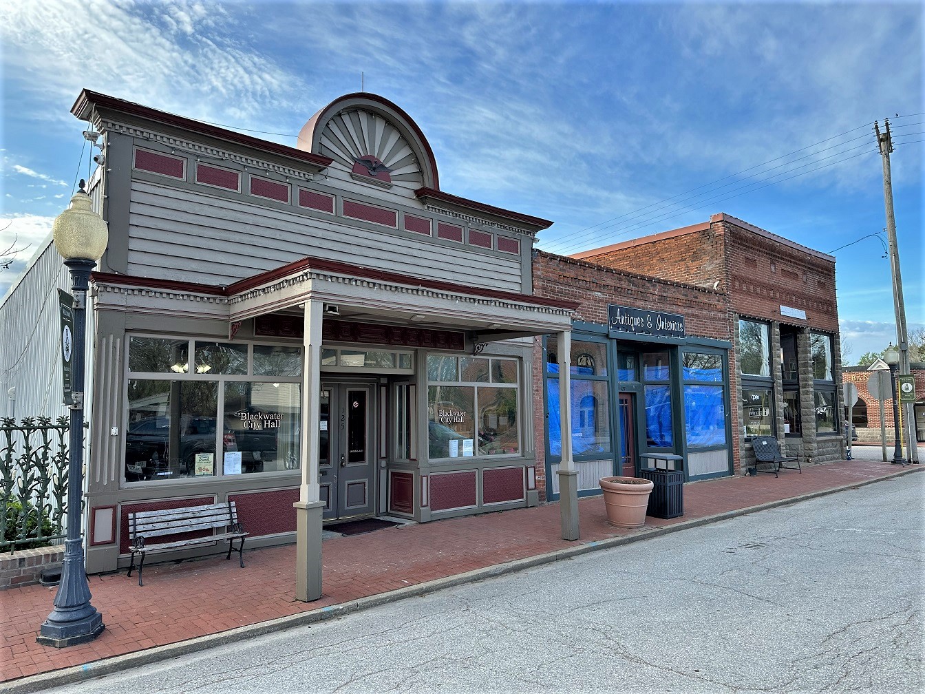 Blackwater_Commercial_Historic_District2_NRHP_04001520_Cooper_County,_MO