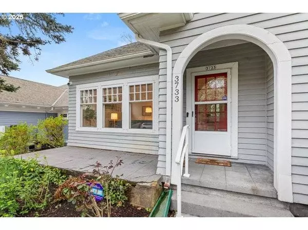 3733 NE 24TH AVE, Portland, OR 97212