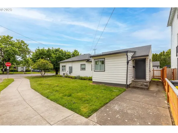 2407 N ROSA PARKS WAY, Portland, OR 97217