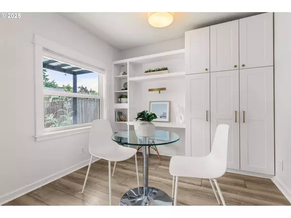 5805 NE SHAVER ST, Portland, OR 97213