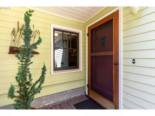 4737 SE 48TH AVE, Portland, OR 97206