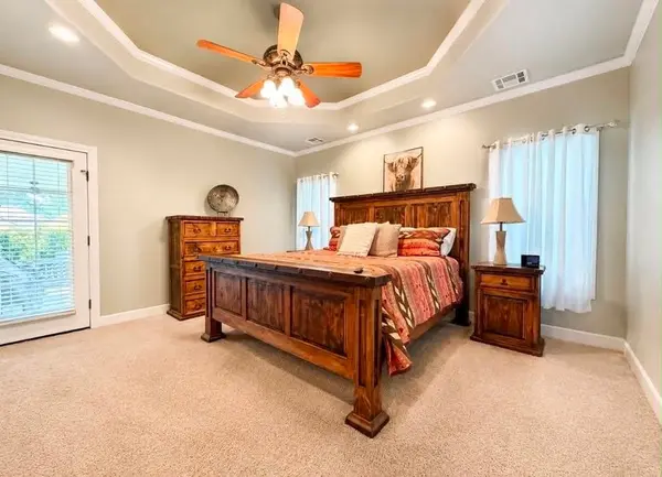 4972 Lighthouse Springs Dr, Grove, OK 74344-7931