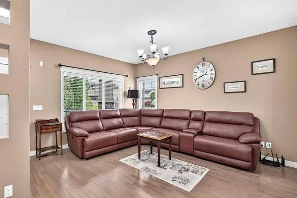 41 Skyview Ranch MNR NE, Calgary, AB T3N0K7